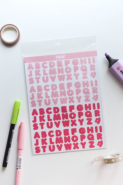 Sticker bảng chữ cái