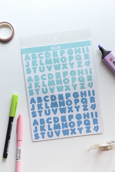 Sticker bảng chữ cái
