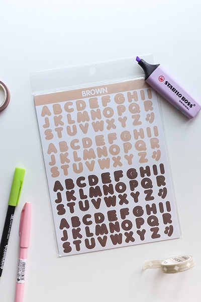 Sticker bảng chữ cái