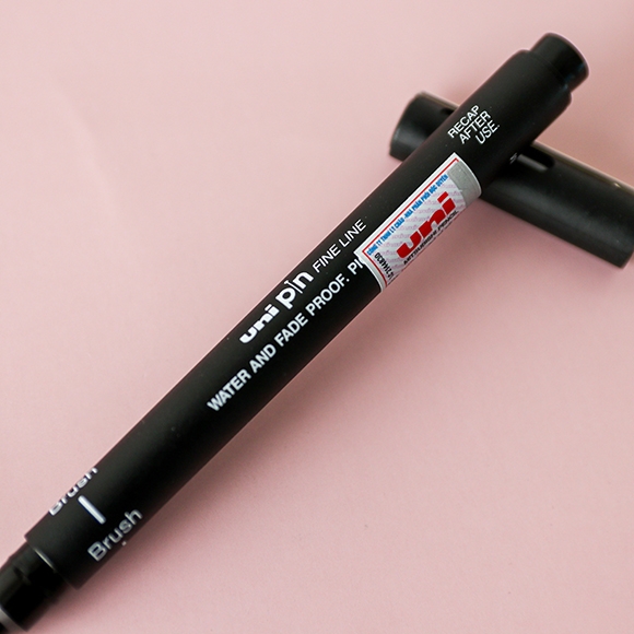 Bút lông Uni Pin Fine Line