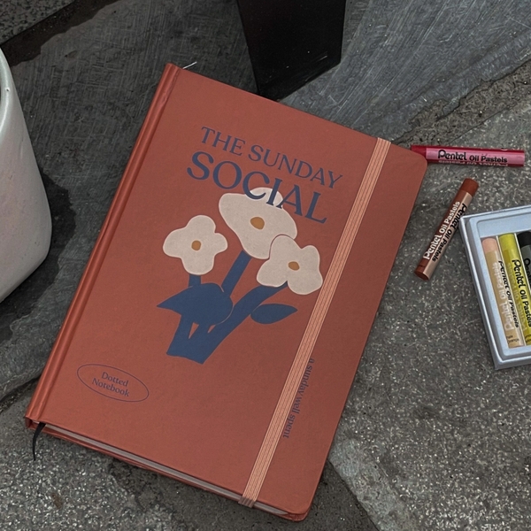 Sổ chấm dot A5, 130gsm, The Sunday Social, Hoa đỏ