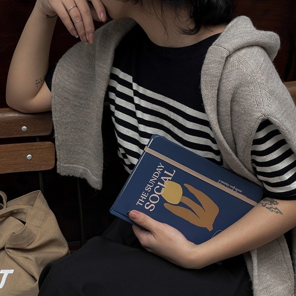 Sổ trơn A5, 130gsm, sổ không dòng kẻ The Sunday Social, Hoa xanh