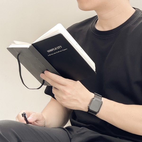 Sổ Plain Simplicity - The Black Book 130GSM