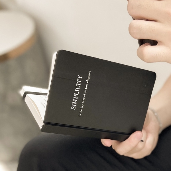 Sổ Plain Simplicity - The Black Book 130GSM