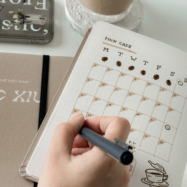 Sổ dot A5130gsm - Bạc xỉu