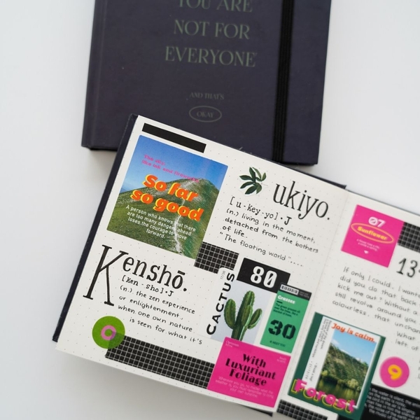 Sổ dot khổ vuông 144 trang 130gsm Crabit - Xanh Đen