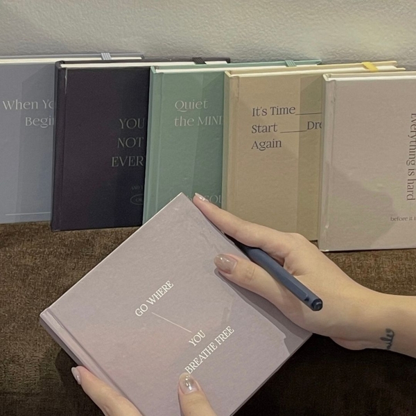 Sổ kẻ ngang hình vuông 144 trang 130gsm Crabit - Nâu