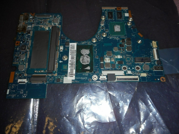 Main Lenovo Yoga 710-15IKB CPU I7-7500