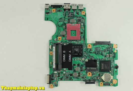 Main Dell INSPIRON  N1440