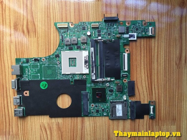 Main dell N1440