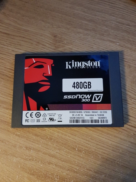 Thay ổ cứng SSD laptop Kingston V400 480GB 