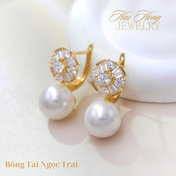 bong-tai-nu-vang-tay-388