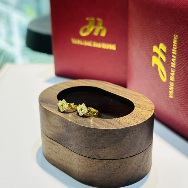 bong-tai-be-09