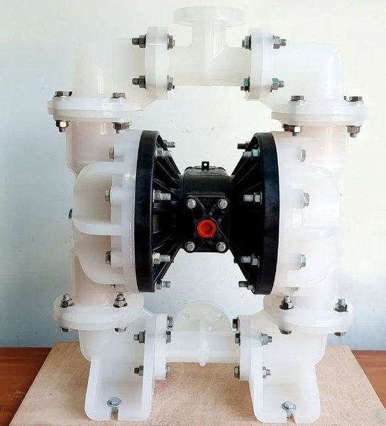 Bơm màng S15 Sandpiper vỏ nhựa ( Non metallic pump)