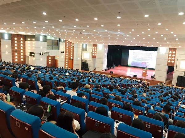Thông báo Tuyển Sinh lớp OTCH ôn thi Cao học Thạc sĩ KTQD NEU T11.2026 (đợt 2)