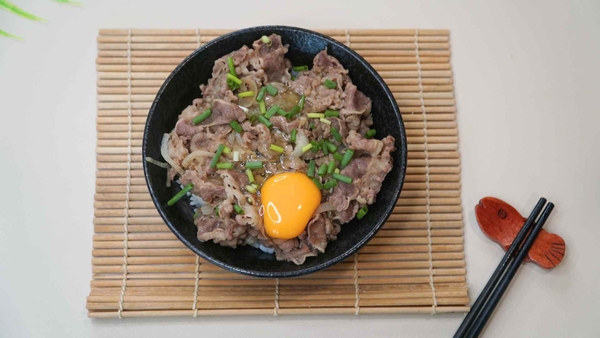 CÁCH LÀM CƠM BÒ GYUDON NGON CHUẨN VỊ NHẬT TẠI NHÀ