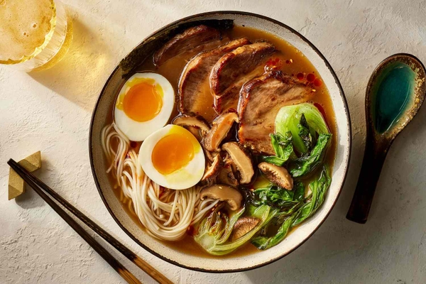 Bật mí cách làm Tonkotsu ramen chuẩn vị ngay tại nhà