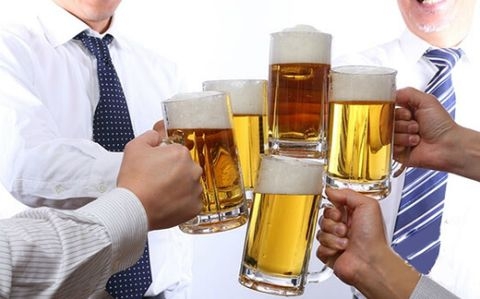 Mẹo giảm chứng rối loạn tiêu hoá do uống rượu bia