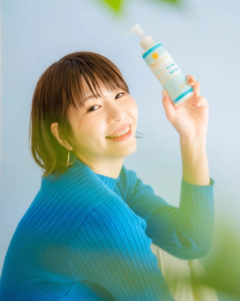 Gel Tẩy Tế Bào Chết Detclear Bright & Peel (Không mùi) 180ml