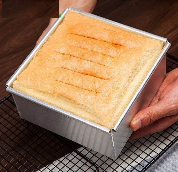 Khuôn Nhôm VUÔNG Đế LIỀN - Size 22cm (cao 8cm) (VL22)