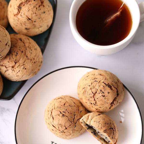 Bột trộn sẵn Bánh Mì MÈ ĐEN Hàn Quốc MAMA'S CHOICE - Gói 500gr