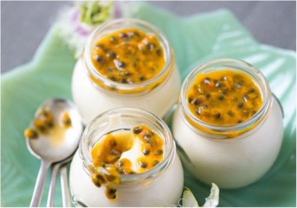 Sinh tố CHANH DÂY Golden Farm - Chai 1 lít
