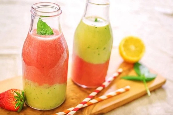 Sinh tố DÂU Golden Farm - Chai 1 lít