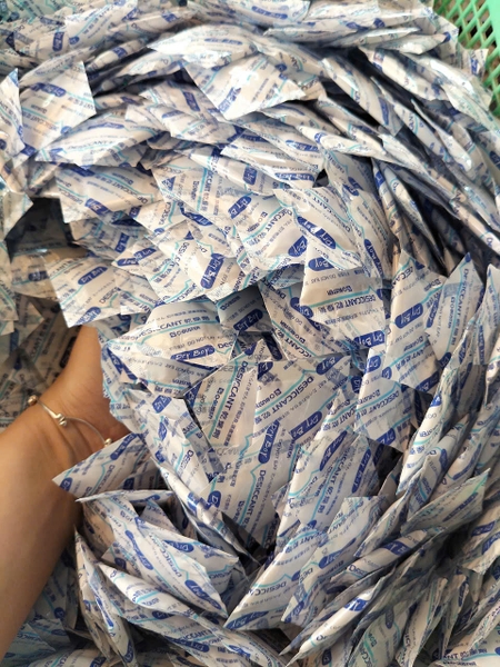 1GX50 - Túi hút ẩm O-BUSTER Xanh NHỎ 1G - Gói lẻ 47-50c