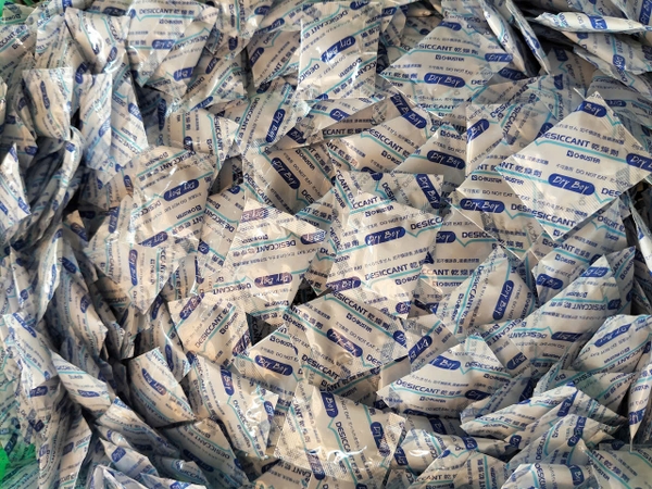 1GX50 - Túi hút ẩm O-BUSTER Xanh NHỎ 1G - Gói lẻ 47-50c