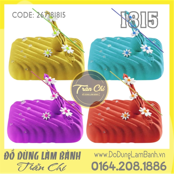 Khuôn silicone trắng vuông sọc xiên (1815)