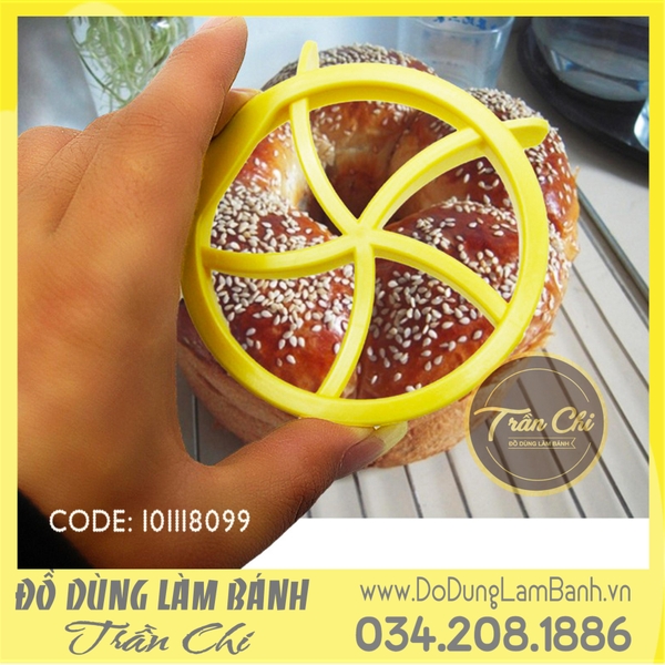 Dụng cụ cắt mặt bánh mì TRÒN