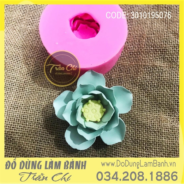 SF0730 - Khuôn silicone hoa SEN cánh nhọn có đài (2/10)