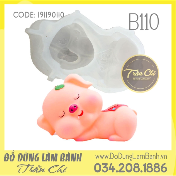 Khuôn silicone Heo cài cỏ 4 lá nằm nghiêng chu đít (B110)