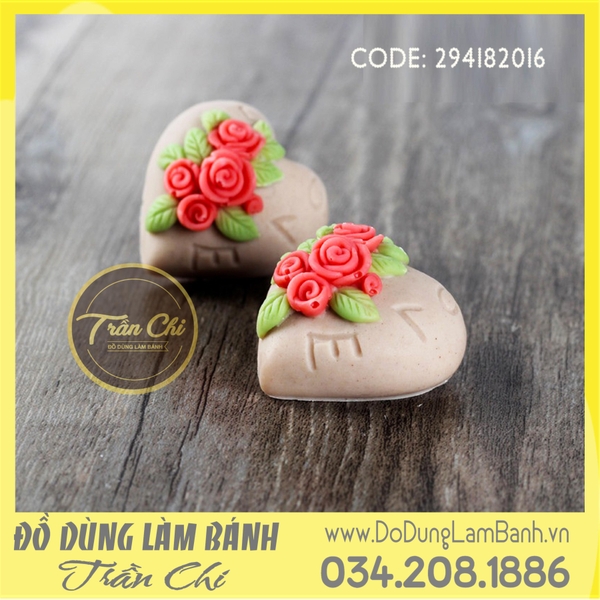 Khuôn silicone Trái tim hoa LOVE nhỏ 2c