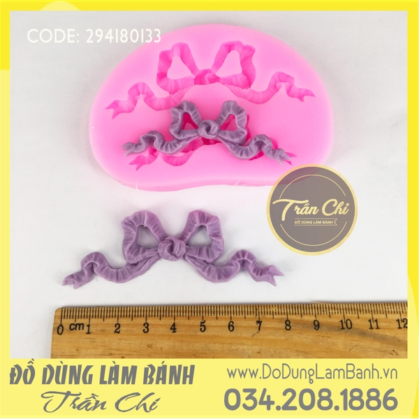 Khuôn silicone Nơ đuôi bay 2c