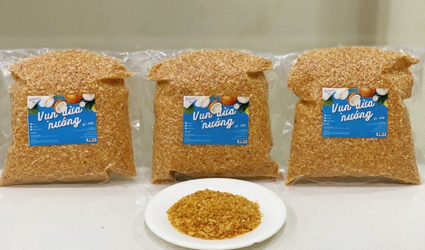 Vụn dừa nướng BẾN TRE size GẠO - Gói 500gr
