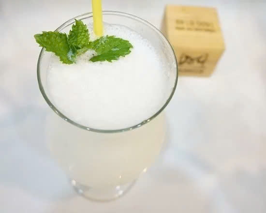 Sinh tố NHÃN Golden Farm - Chai 1 lít