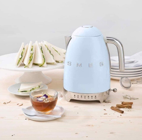 ẤM SIÊU TỐC SMEG KLF04PBEU - CÓ CHỈNH NHIỆT