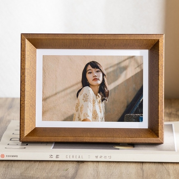 Cách chọn khung ảnh phù hợp cho phòng khách, phòng ngủ