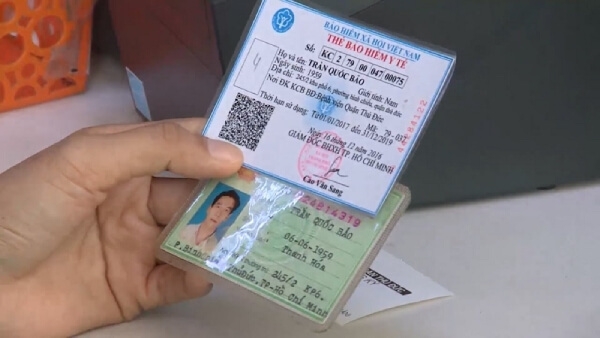 Ảnh ép plastic là gì? Những điều cần biết về ép plastic và ép dẻo