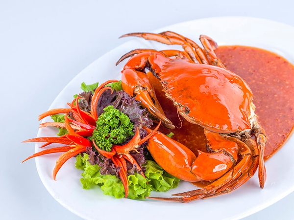 Cua hấp bia giòn tươi