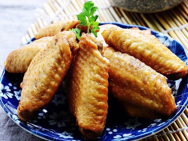 Cánh gà rang muối