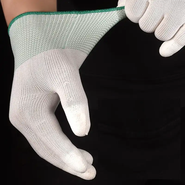 Găng tay Phủ PU cấu tạo sợi Polyester