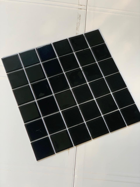 Gạch Mosaic 48x48mm Đen 1 màu