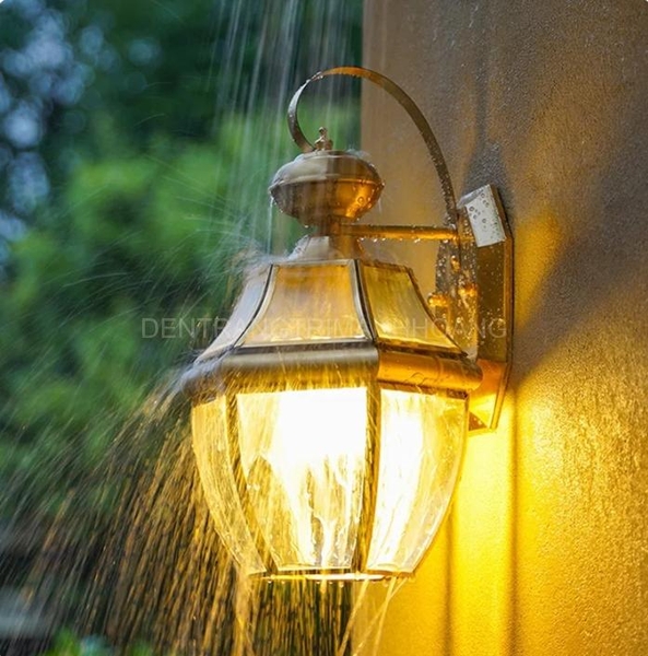 Đèn tường đồng 6000