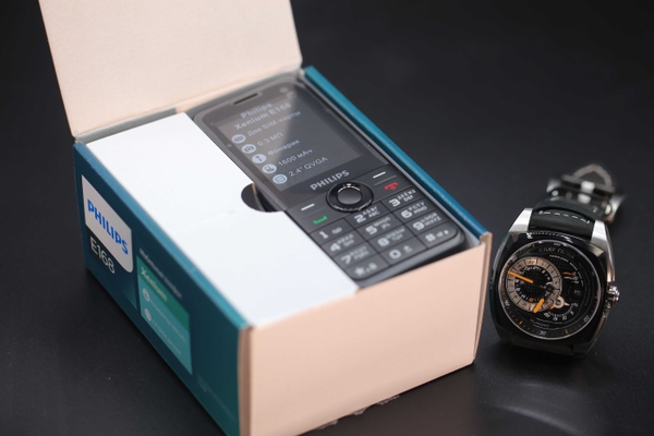 E168 philips аккумулятор