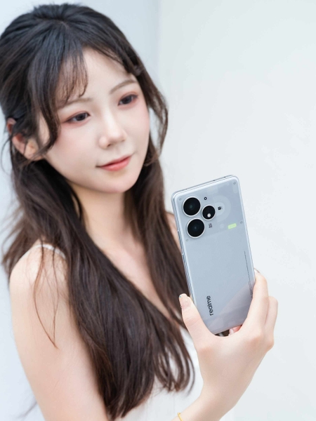 realme-neo-7-turbo-brand-new