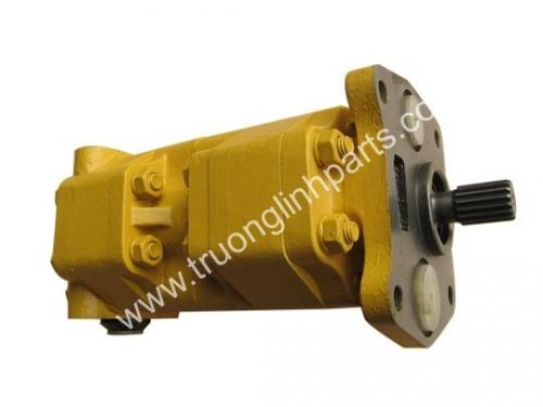 Steering pump 07400-30200 for D50A-16 Dozers