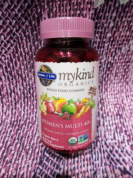 KẸO DẺO HỮU CƠ MULTIVITAMIN CHO NỮ TRÊN 40 MYKIND ORGANICS