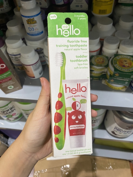 SET KEM ĐÁNH RĂNG KHÔNG CHỨA FLOUR CHO TRẺ TỪ 3 THÁNG HELLO